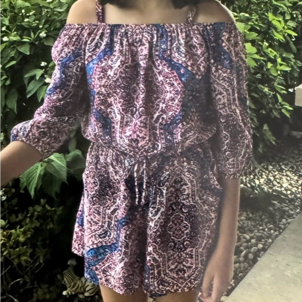 Source Unknown Pink and Blue Off-Shoulder Printed Romper